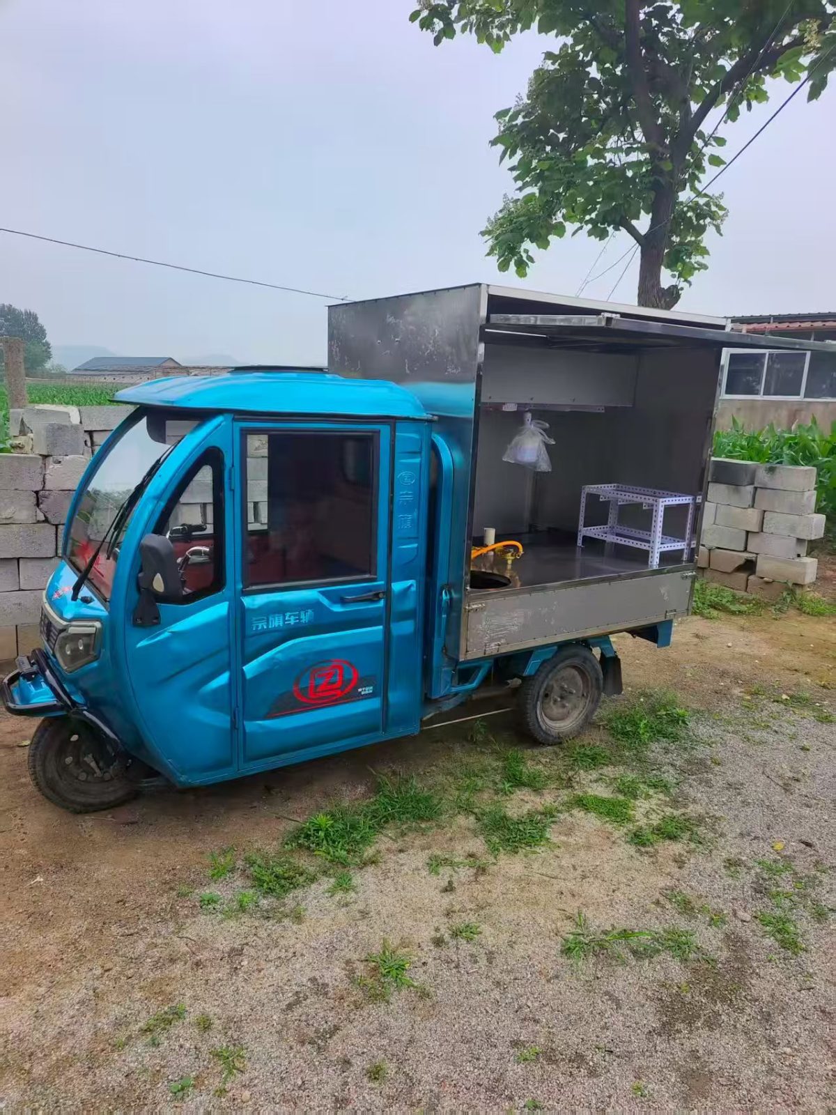 转卖小吃车